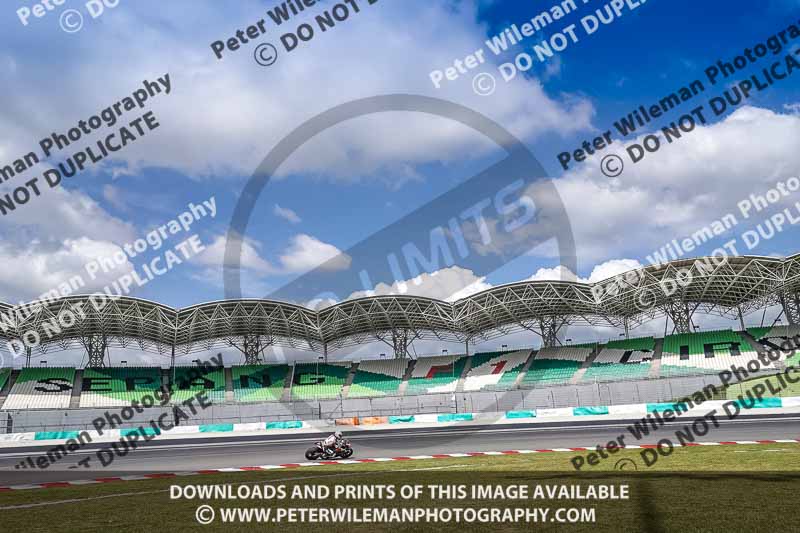 Sepang;event digital images;motorbikes;no limits;peter wileman photography;trackday;trackday digital images